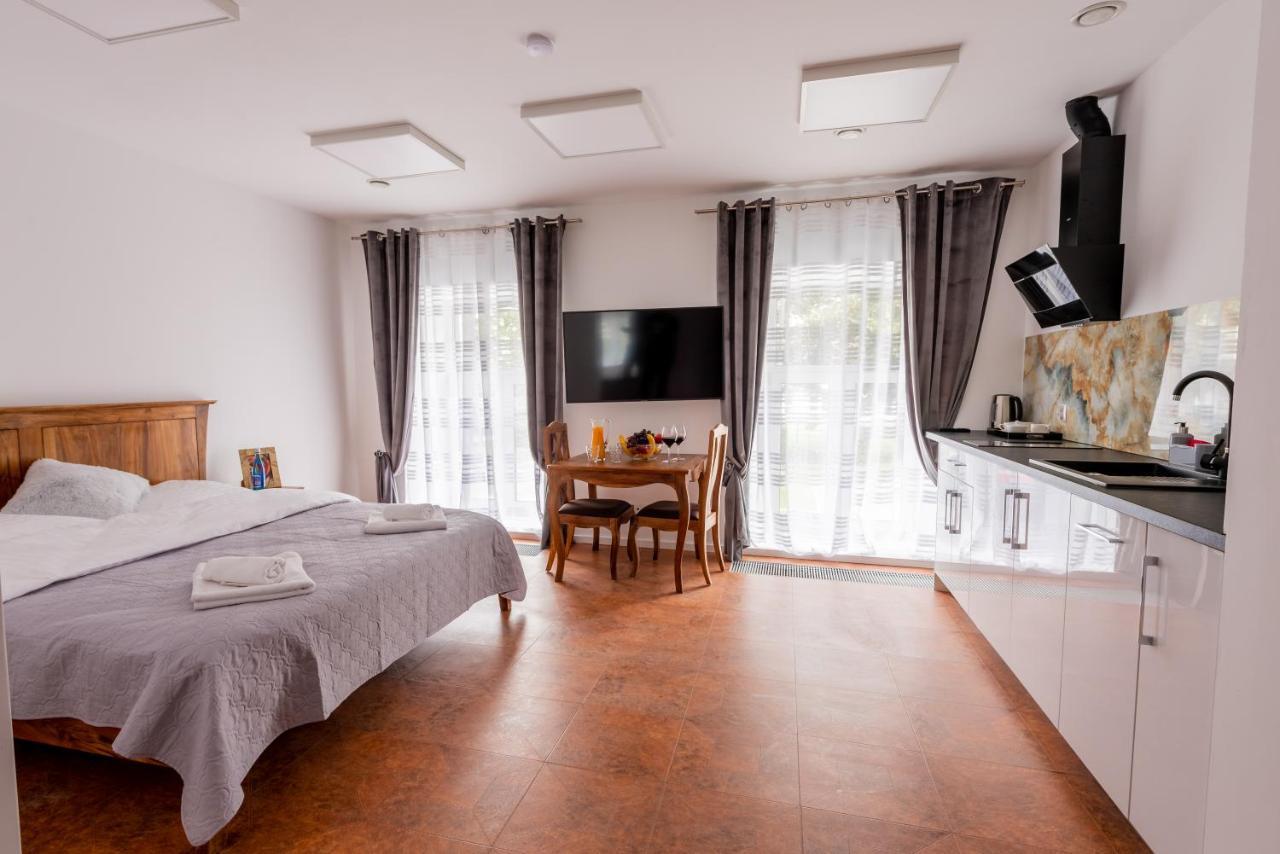 Kamienica Zamenhofa - Apartamenty Na Wynajem Białystok Esterno foto