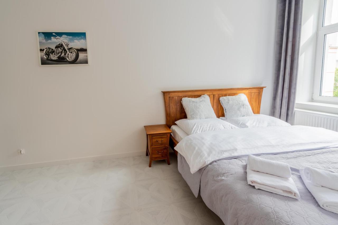 Kamienica Zamenhofa - Apartamenty Na Wynajem Białystok Esterno foto