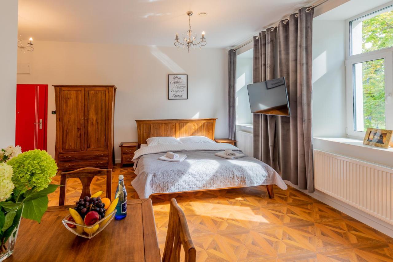 Kamienica Zamenhofa - Apartamenty Na Wynajem Białystok Esterno foto