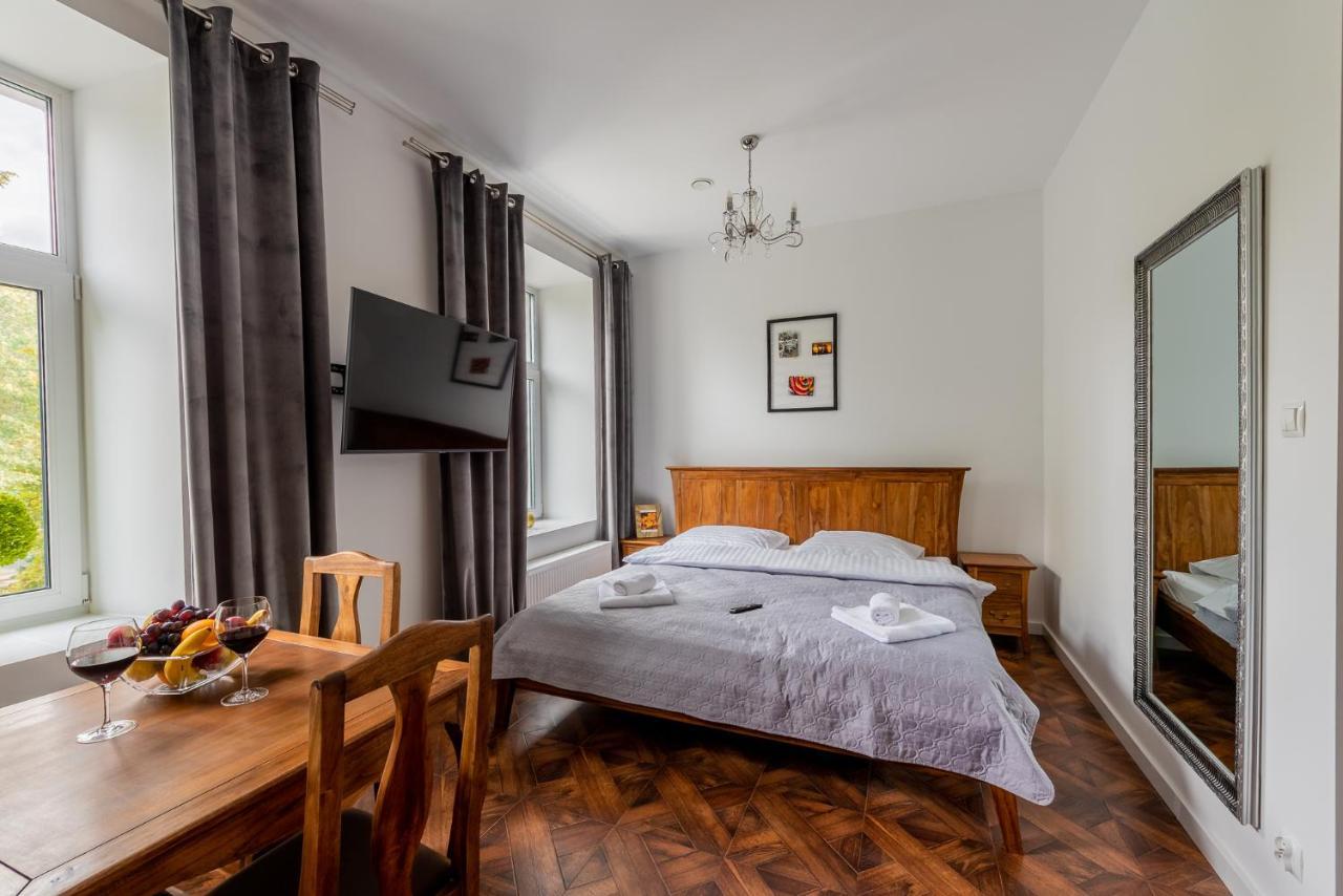 Kamienica Zamenhofa - Apartamenty Na Wynajem Białystok Esterno foto